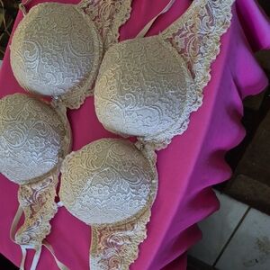 Smart & Sexy Lace Bra in Cream